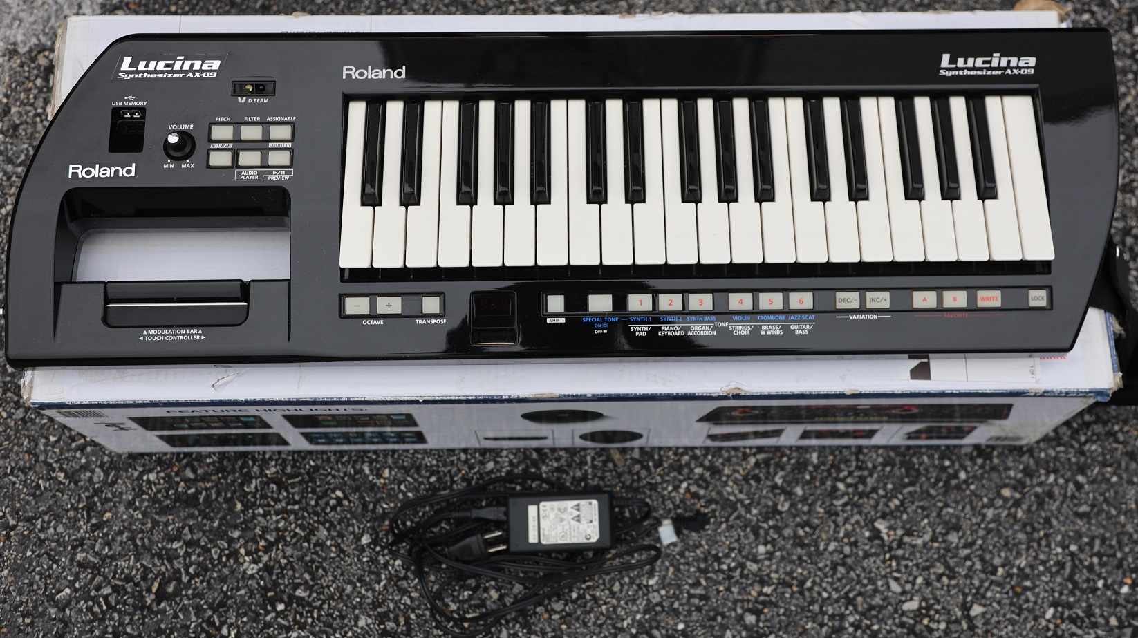 ROLAND AX-09 Keytar Synthesizer - AjamSonic | Custom Styles &amp